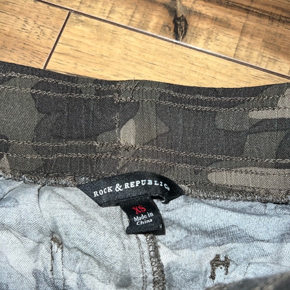 camo pants - Picture 4 of 5